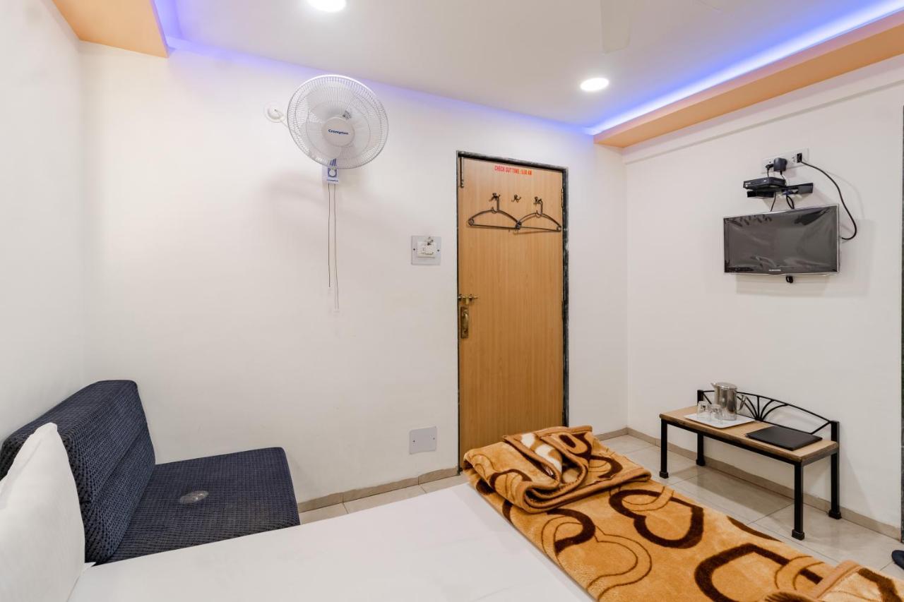 Hotel Vyankatesh&Pure Veg Restaurant Mahābaleshwar Exterior foto