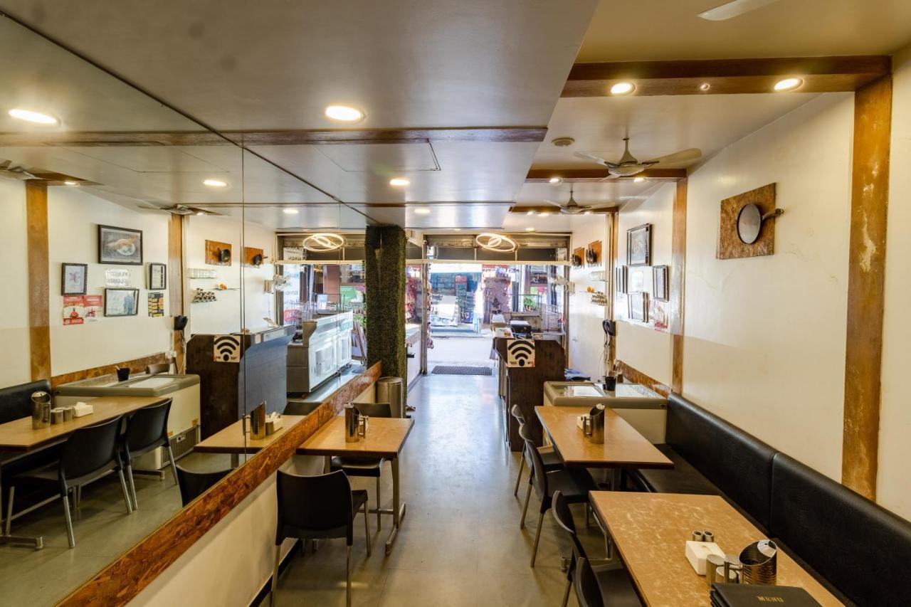Hotel Vyankatesh&Pure Veg Restaurant Mahābaleshwar Exterior foto