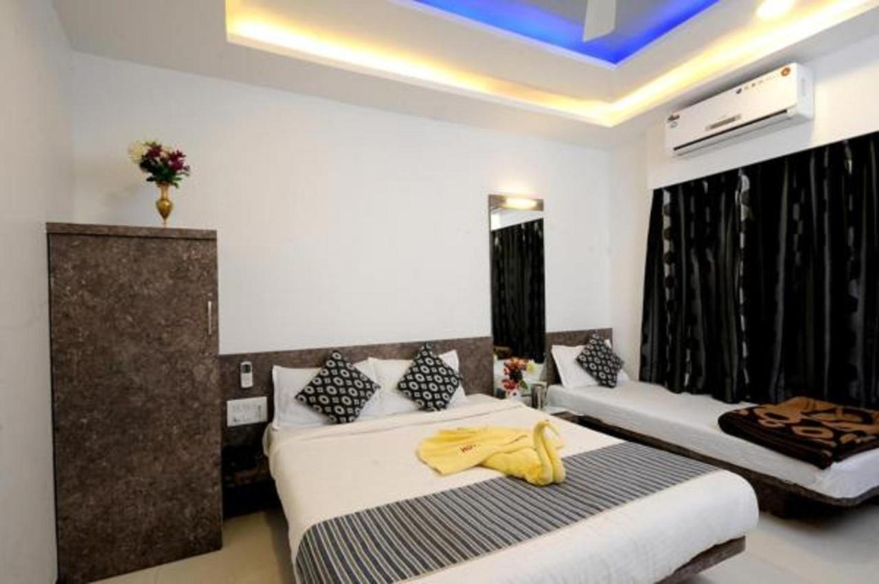 Hotel Vyankatesh&Pure Veg Restaurant Mahābaleshwar Exterior foto